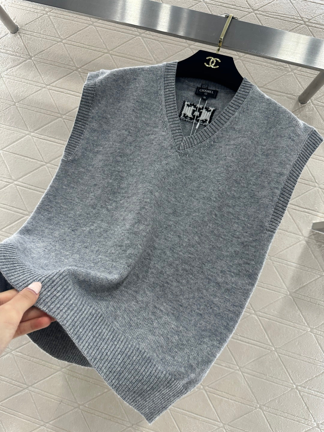 26SS NEU Strickweste