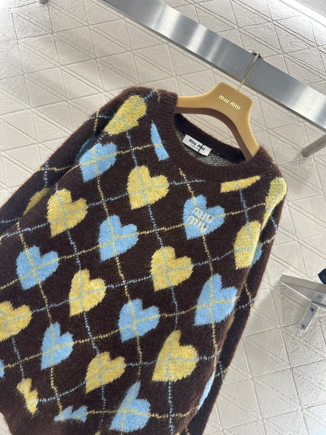 26SS NEUER Strickpullover