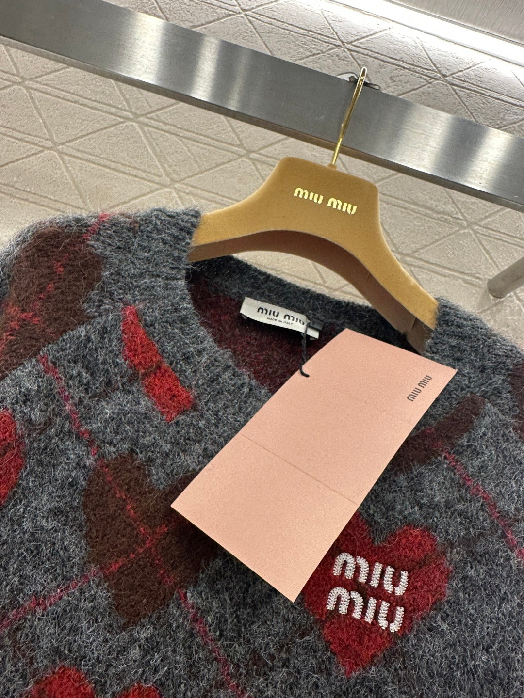 26SS NEUER Strickpullover