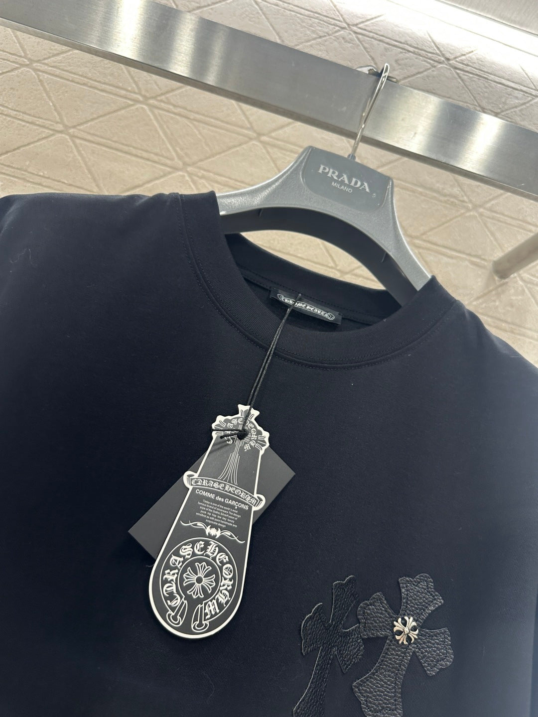 26SS NEUES Logo T-Shirt