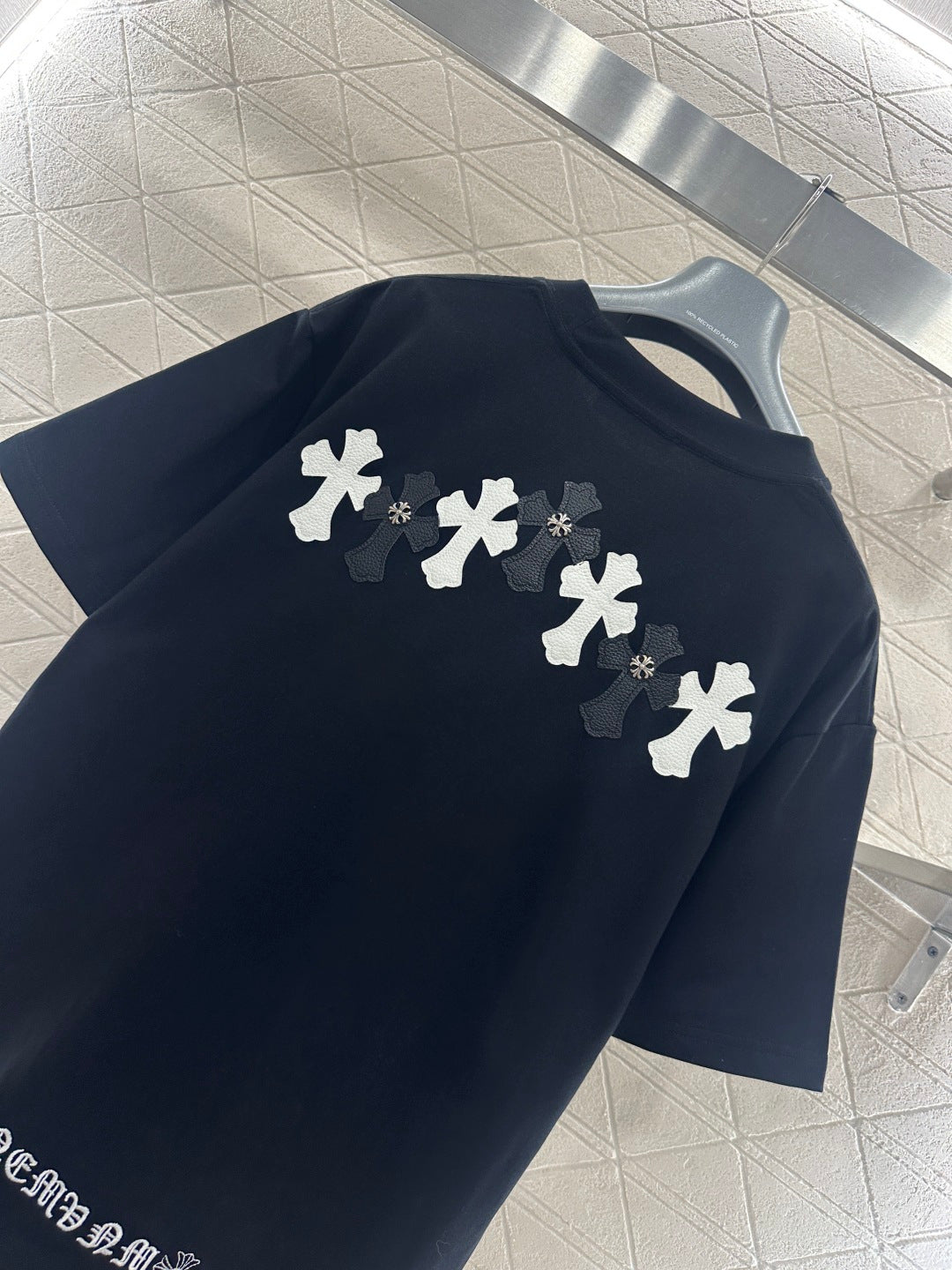 26SS NEUES Logo T-Shirt