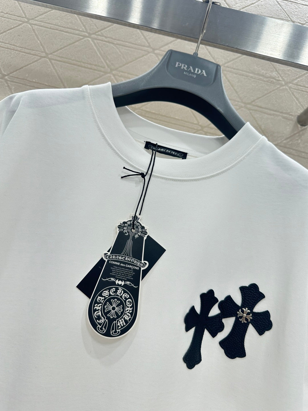 26SS NEUES Logo T-Shirt