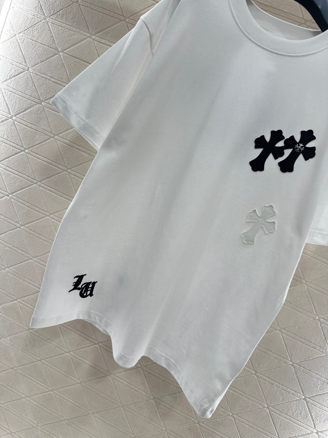 26SS NEUES Logo T-Shirt