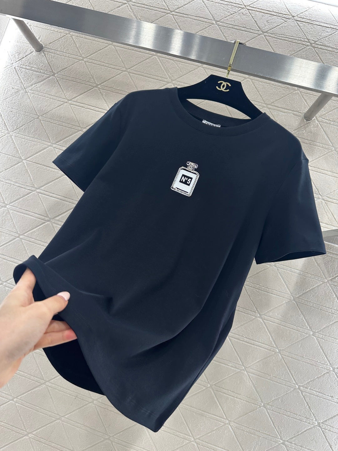 26SS NEUES Logo T-Shirt