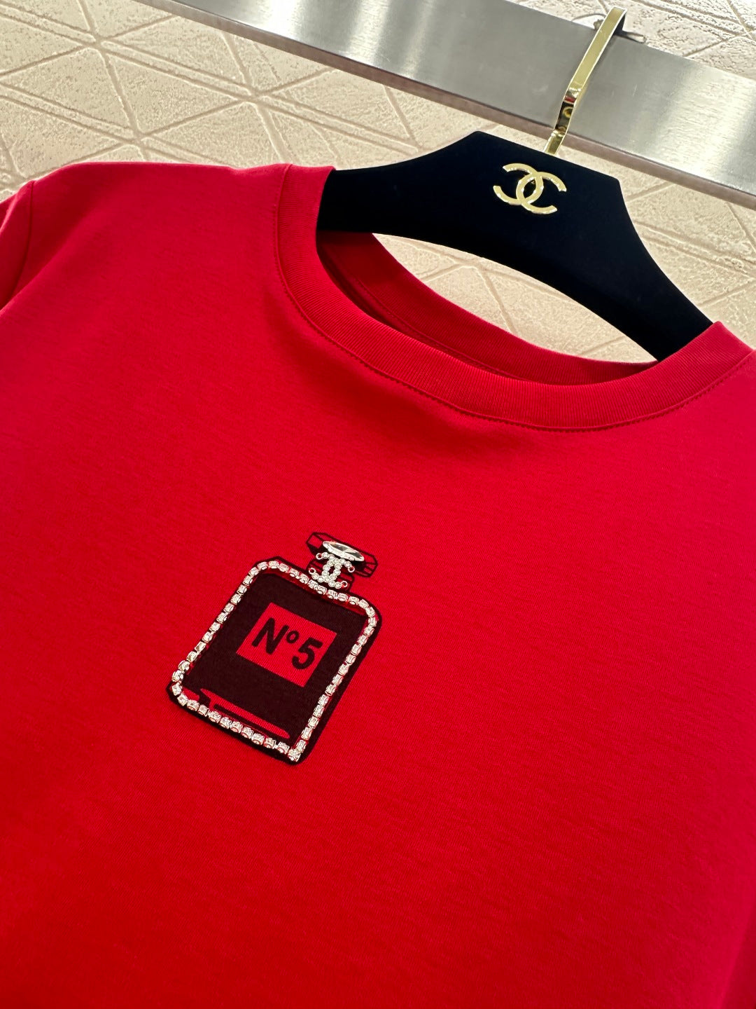 26SS NEUES Logo T-Shirt