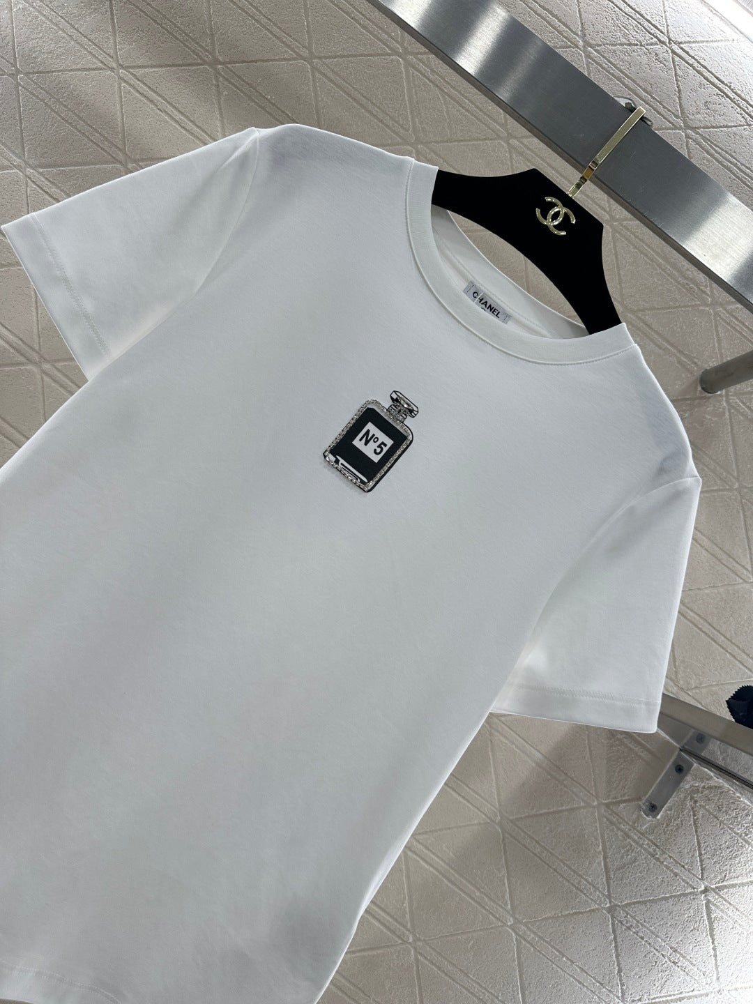 26SS NEUES Logo T-Shirt