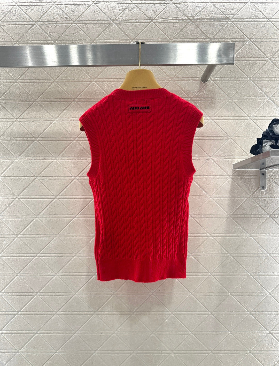 26SS NEU Strickweste
