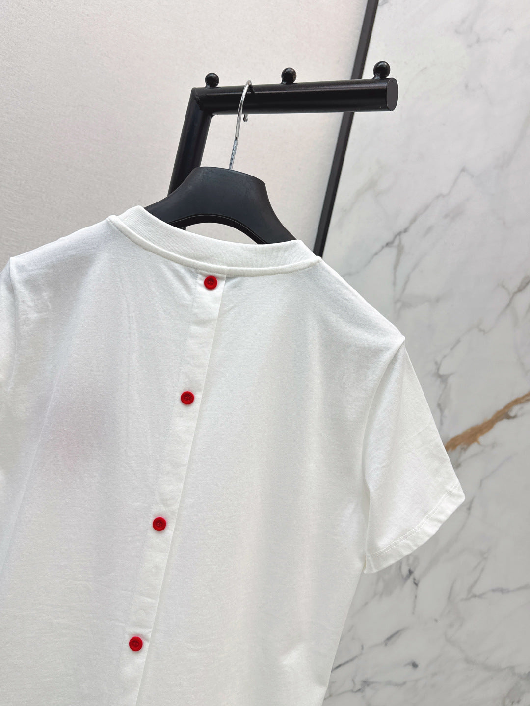 26SS NEU T-Shirts mit Herzaufdruck