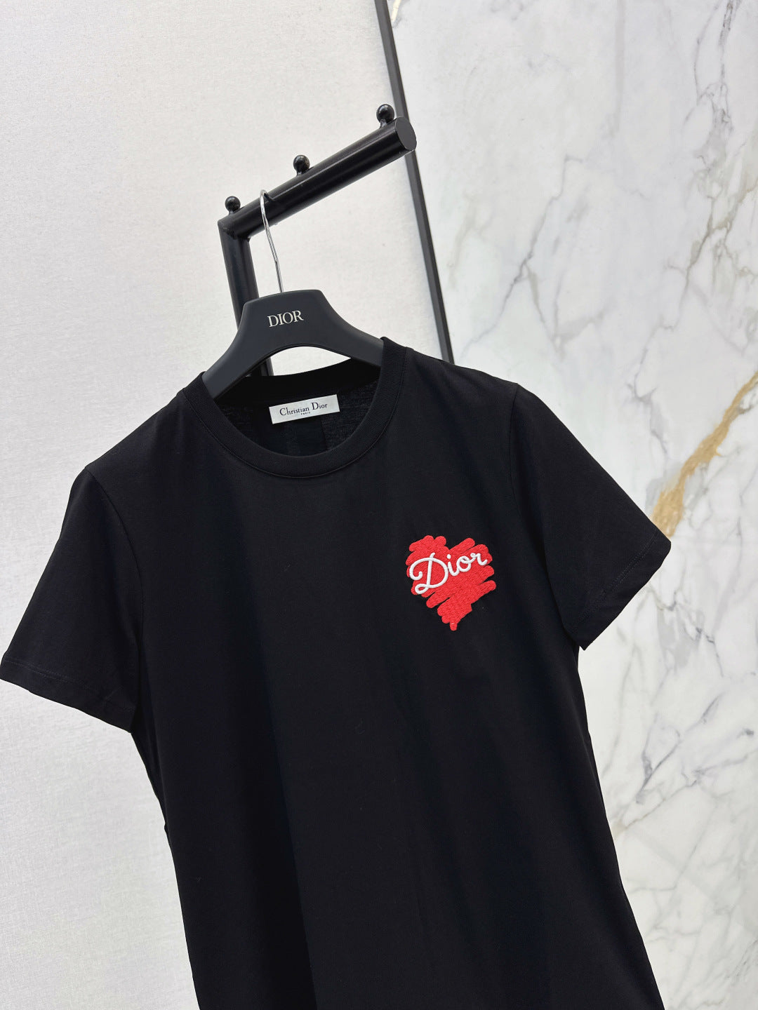 26SS NEU T-Shirts mit Herzaufdruck