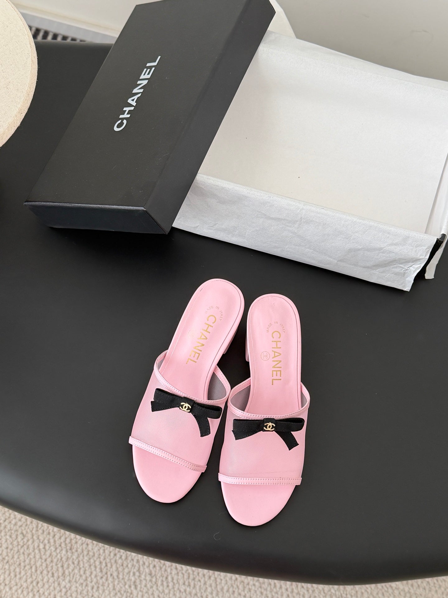 26SS NEUE Schleifen-Mesh-Chunky-Heels-Pantoletten
