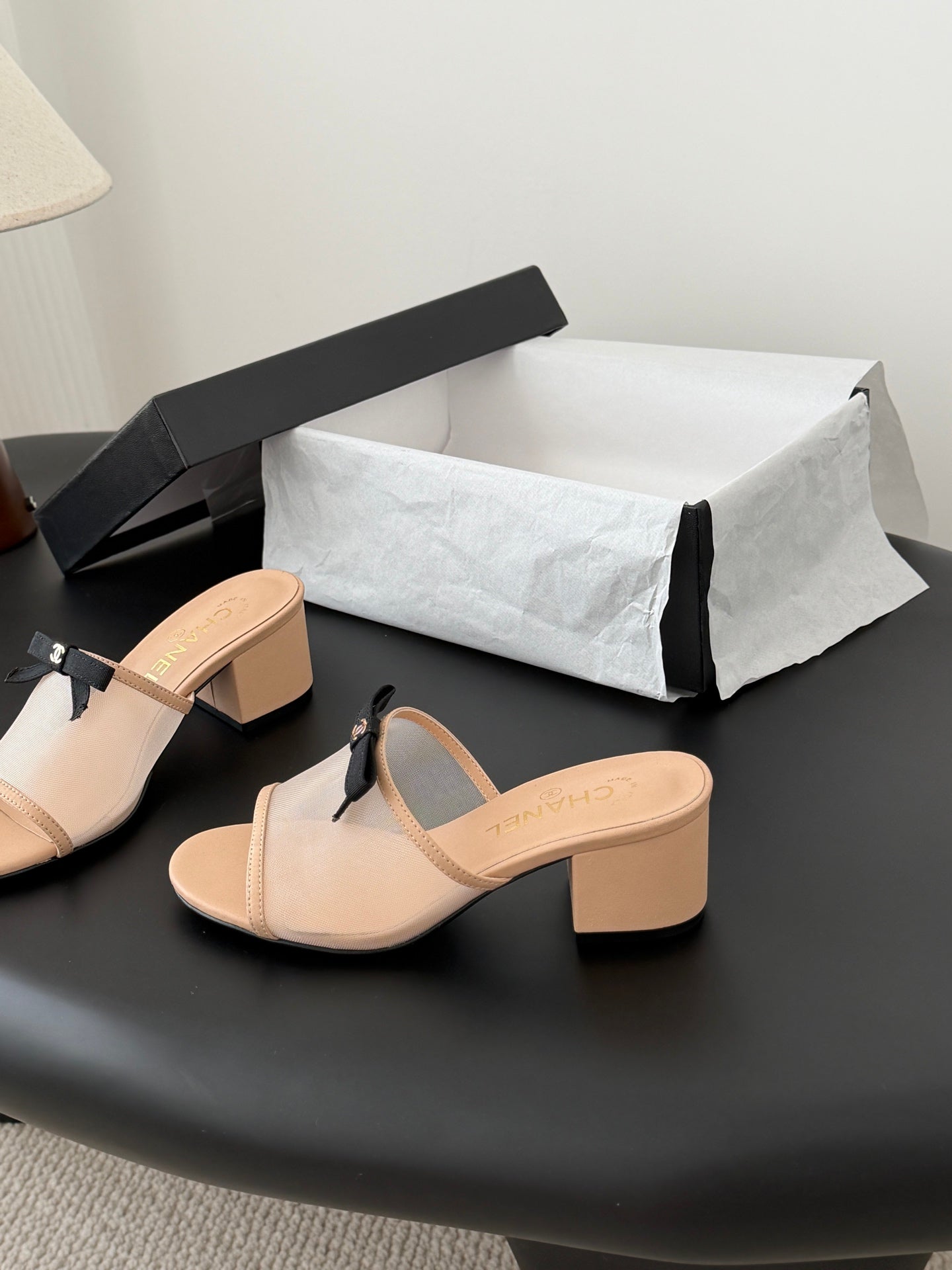 26SS NEUE Schleifen-Mesh-Chunky-Heels-Pantoletten