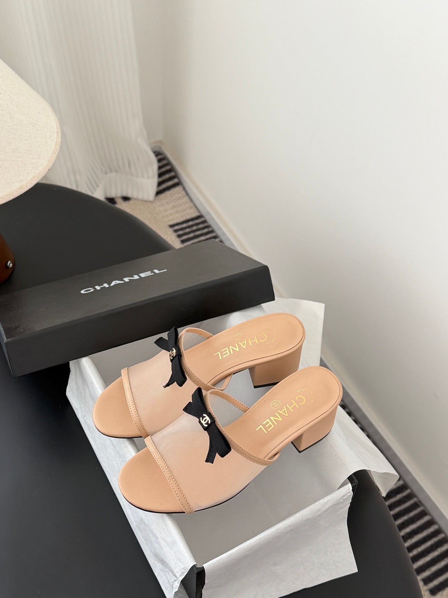 26SS NEUE Schleifen-Mesh-Chunky-Heels-Pantoletten