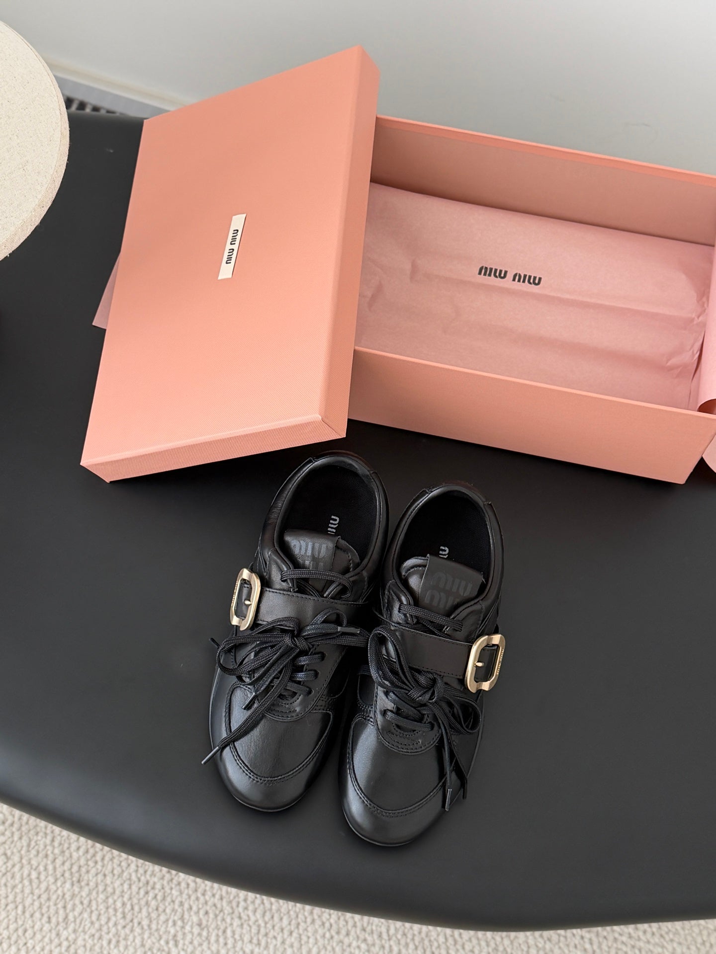 26SS NEUE lässige Sneaker