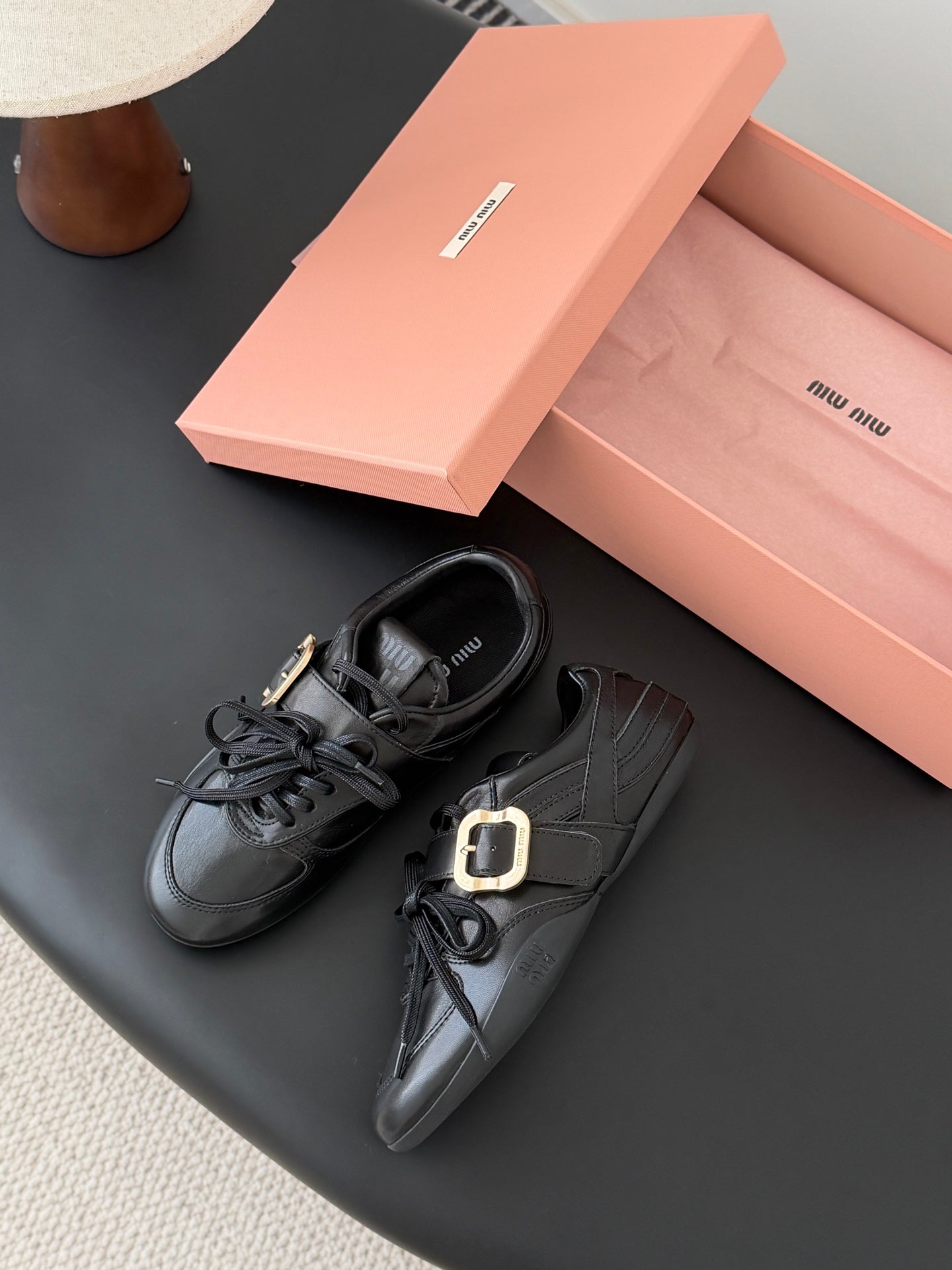 26SS NEUE lässige Sneaker