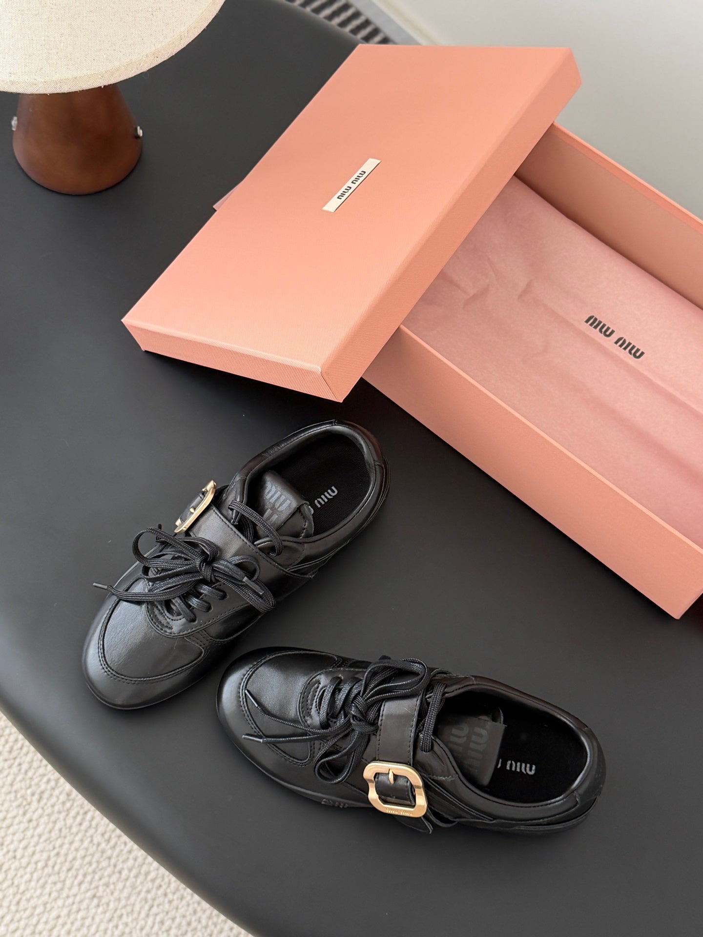 26SS NEUE lässige Sneaker