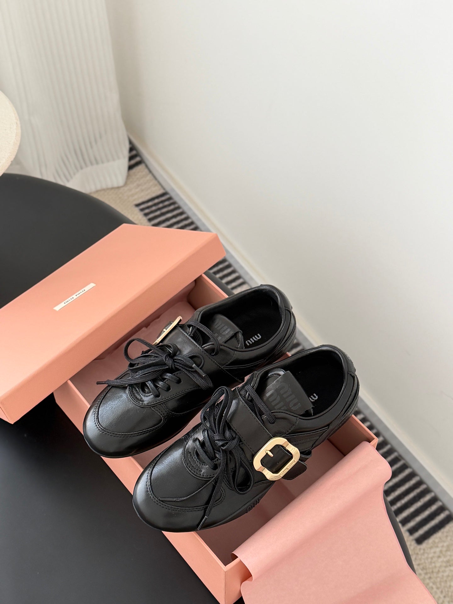 26SS NEUE lässige Sneaker