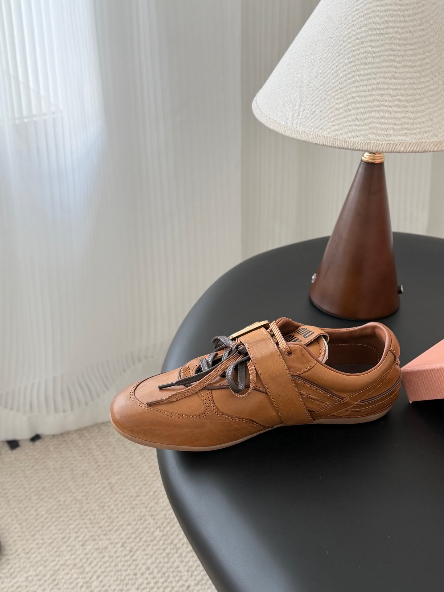 26SS NEUE lässige Sneaker