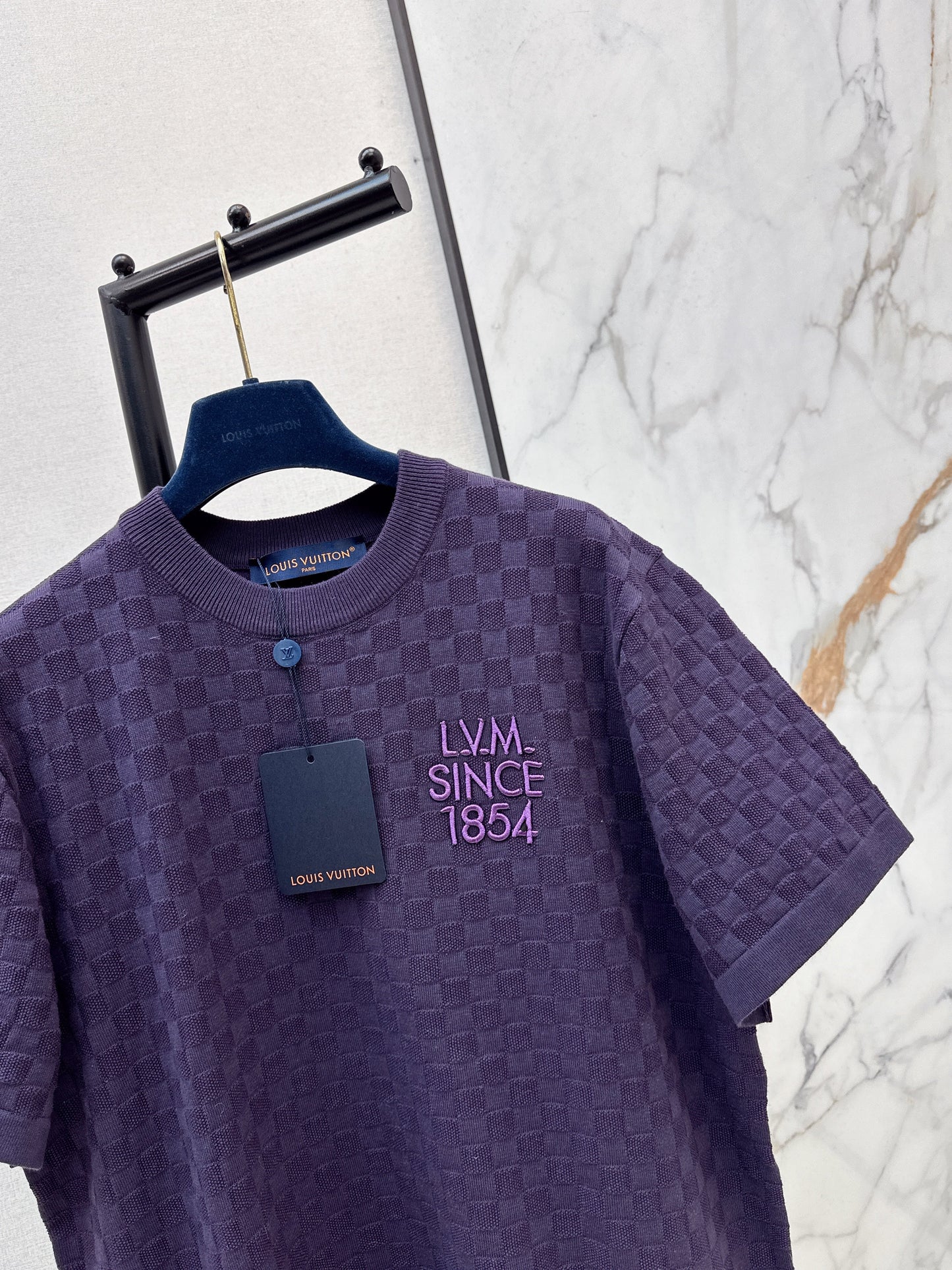 26SS NEU bestickte T-Shirts mit Karomuster