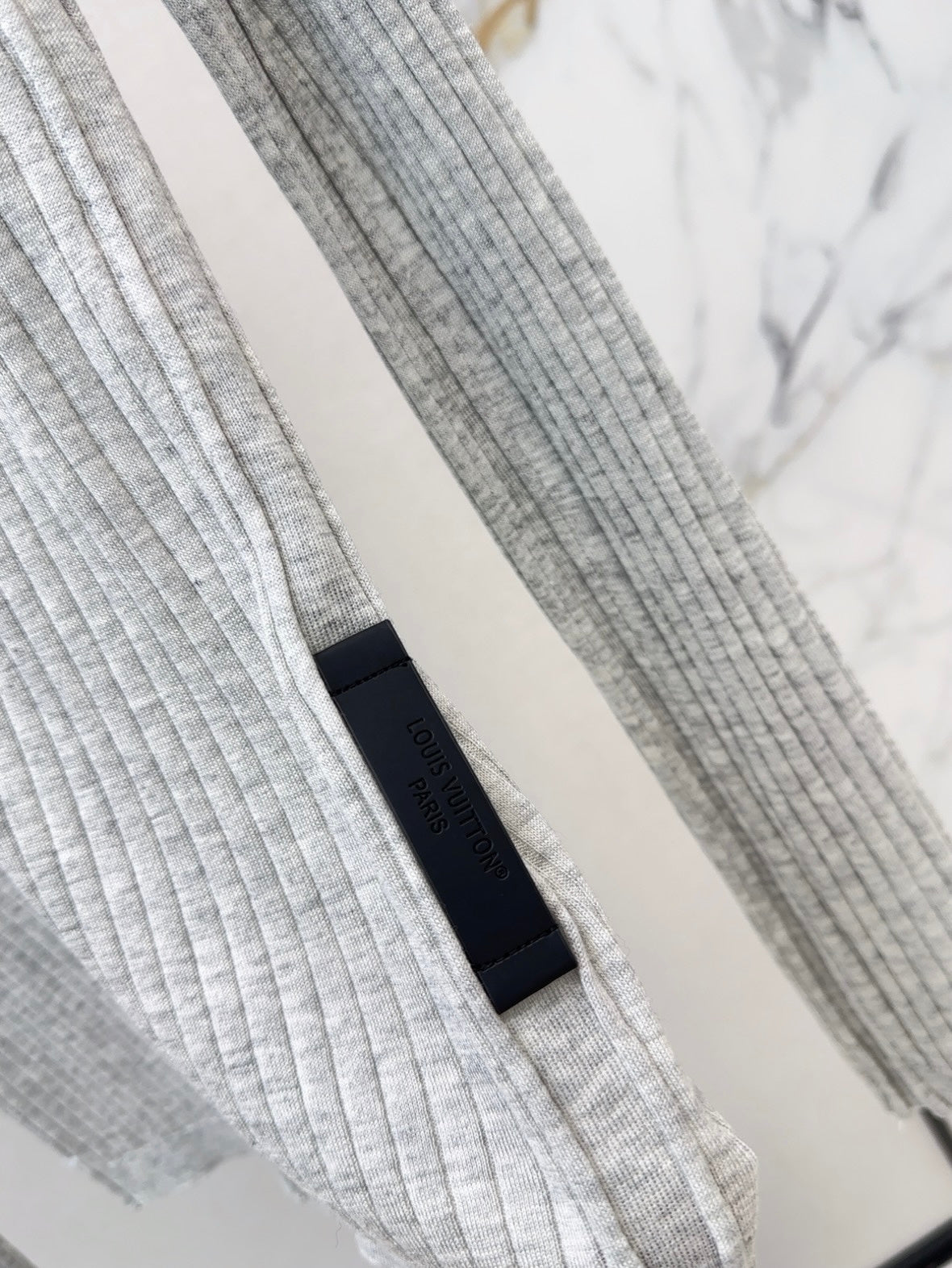 26SS NEW v-neck cardigan