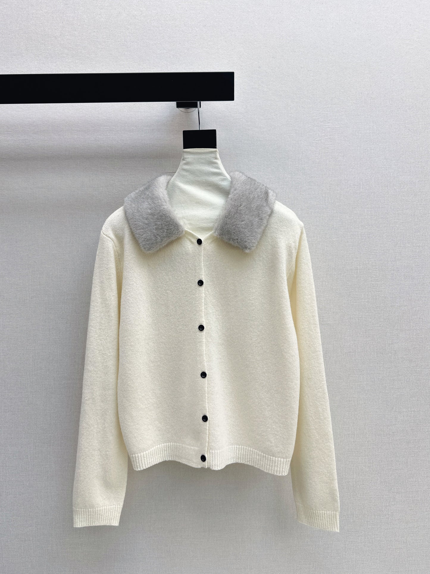 26SS NEW wool cardigan