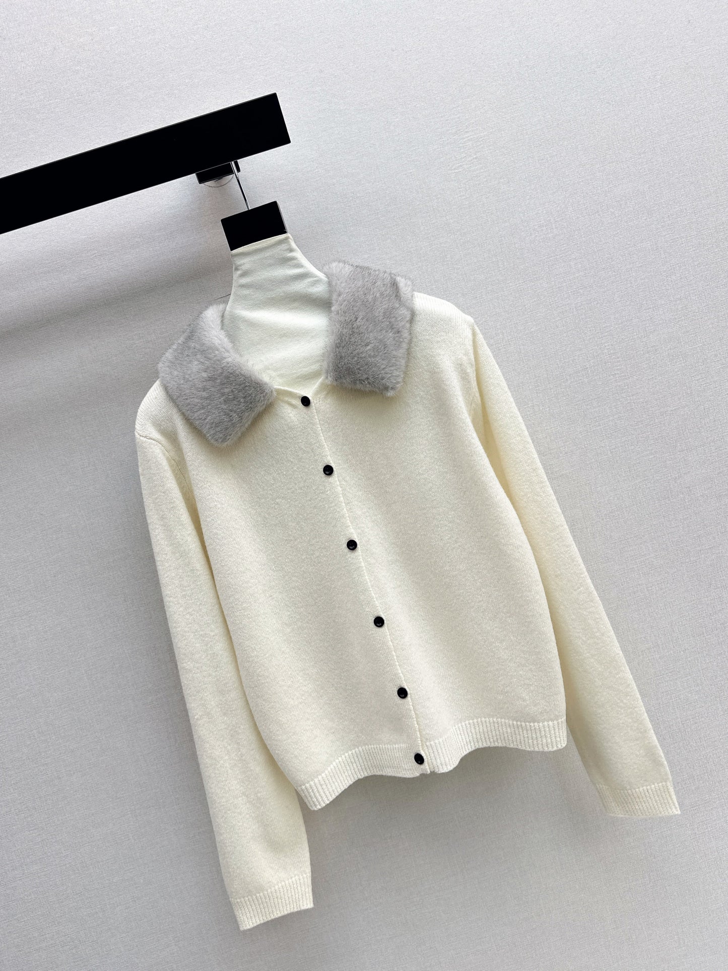 26SS NEW wool cardigan