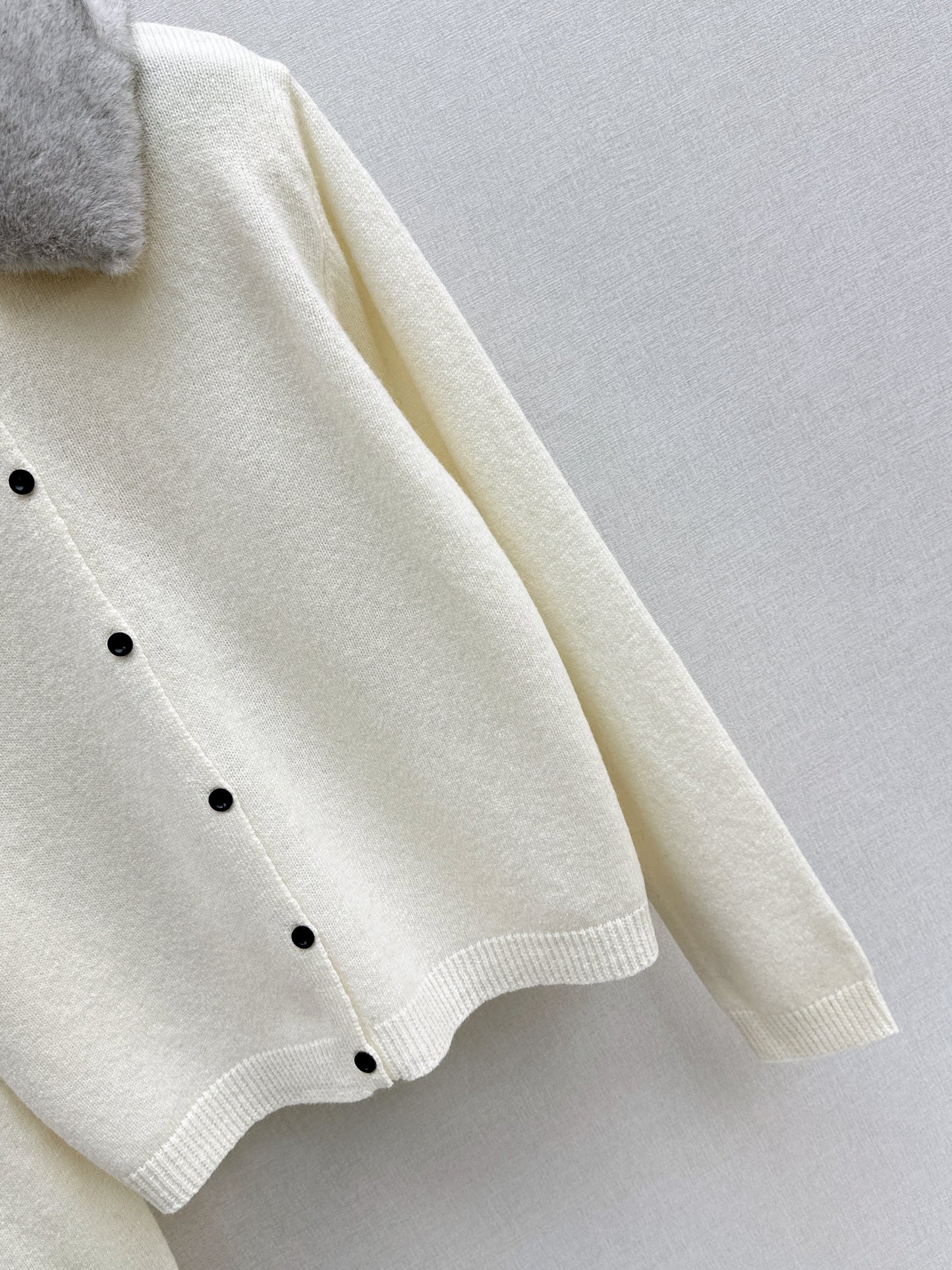 26SS NEW wool cardigan