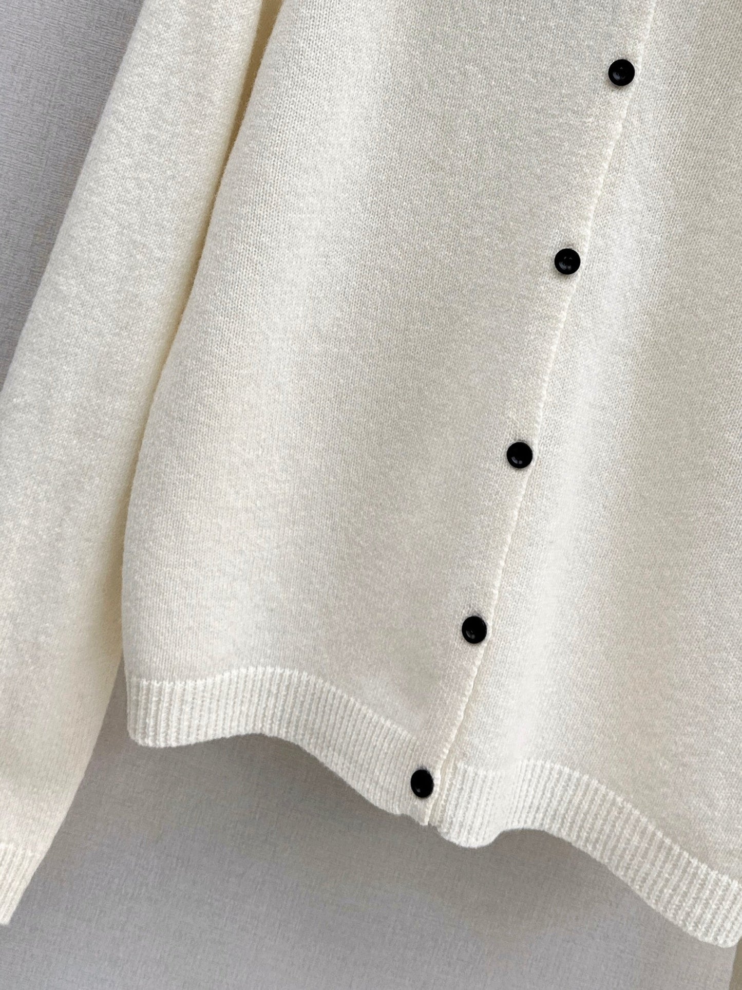 26SS NEW wool cardigan