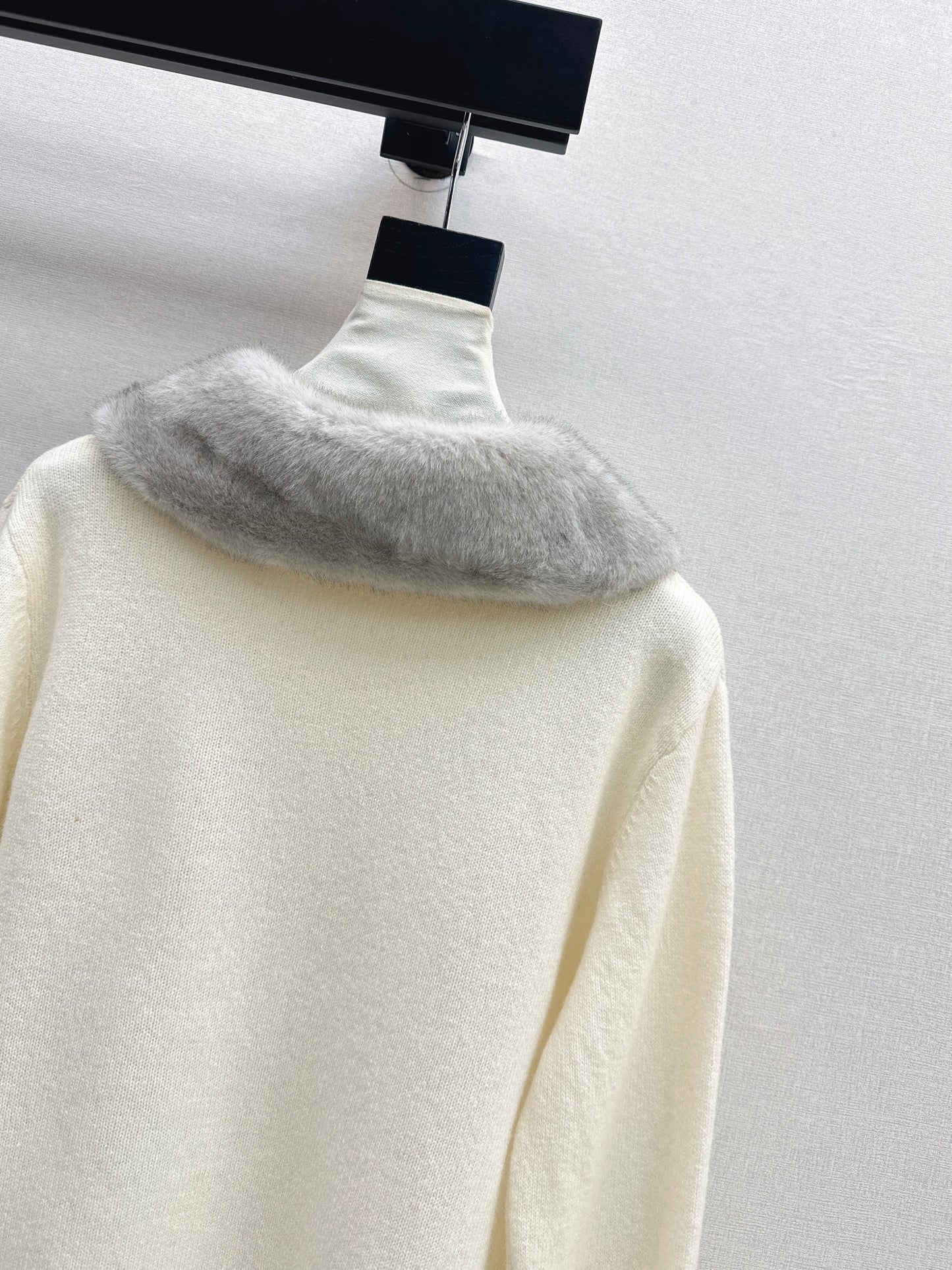 26SS NEW wool cardigan