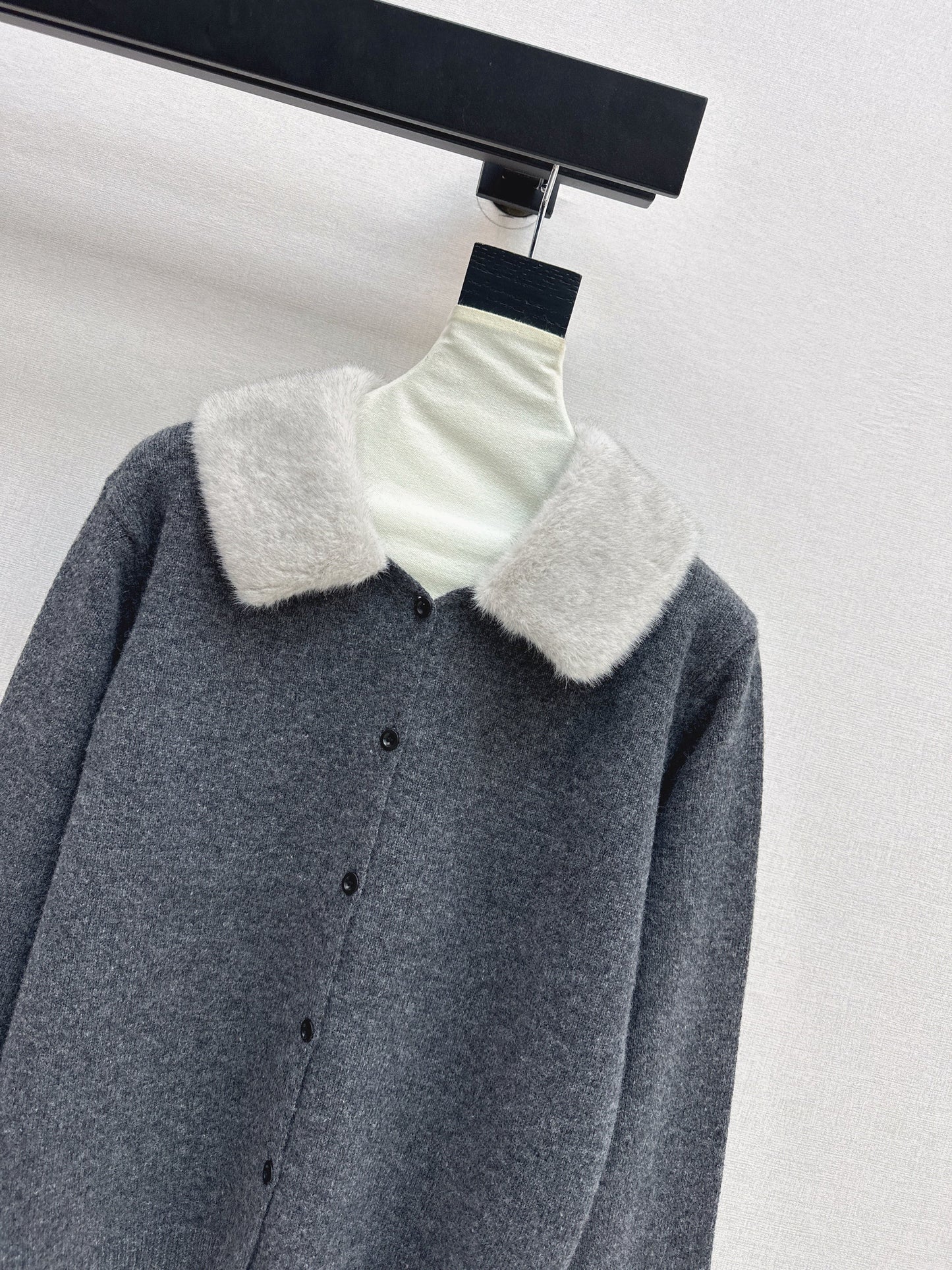 26SS NEW wool cardigan