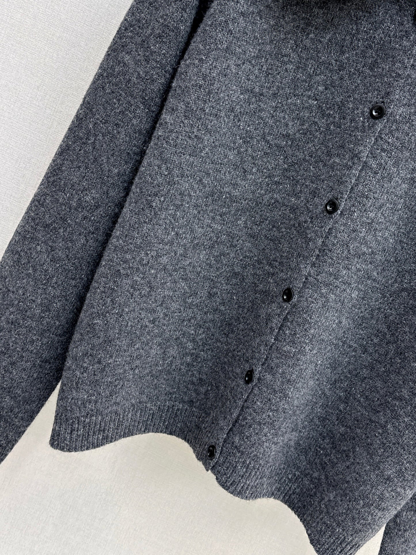 26SS NEW wool cardigan