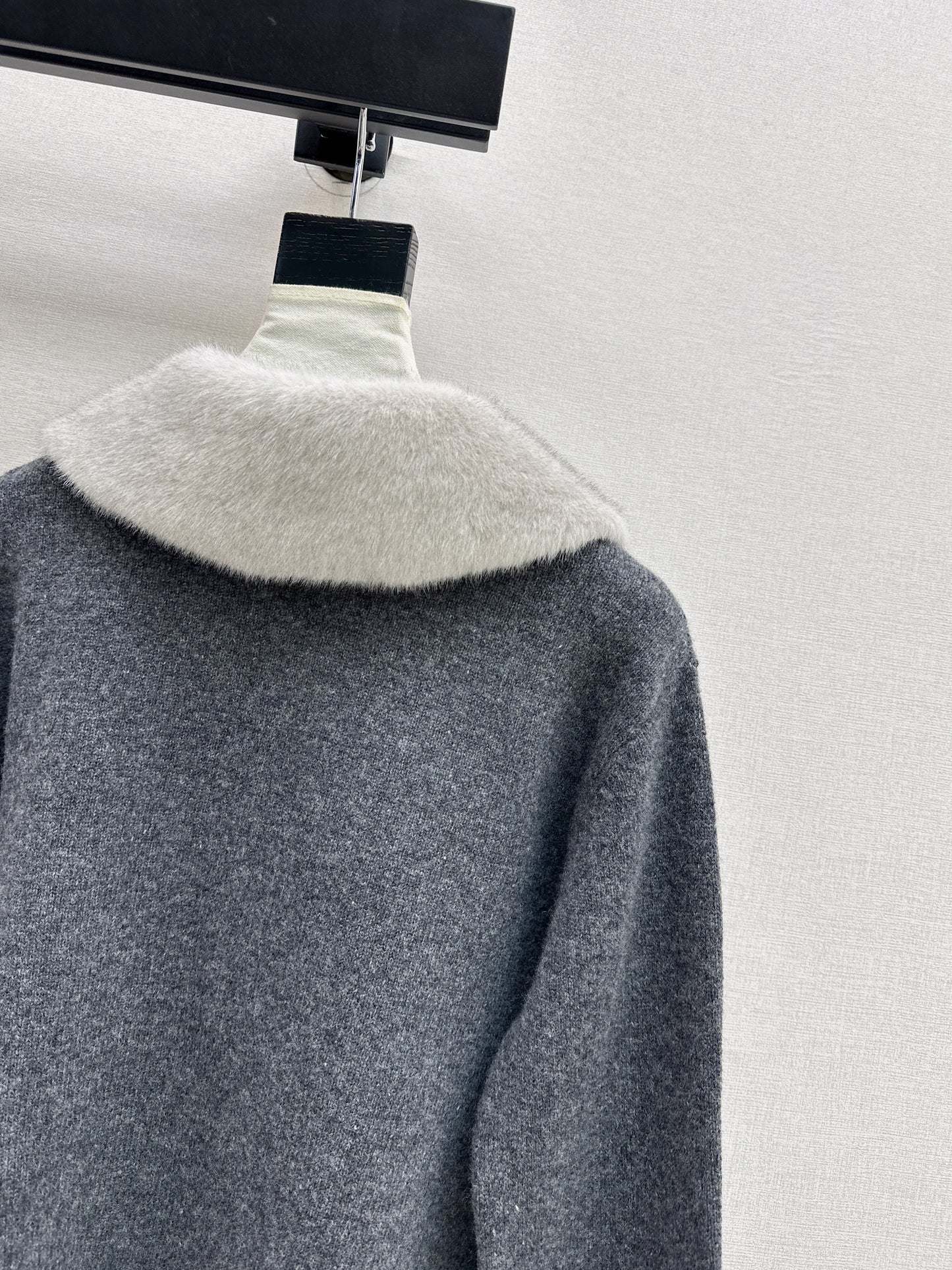 26SS NEW wool cardigan