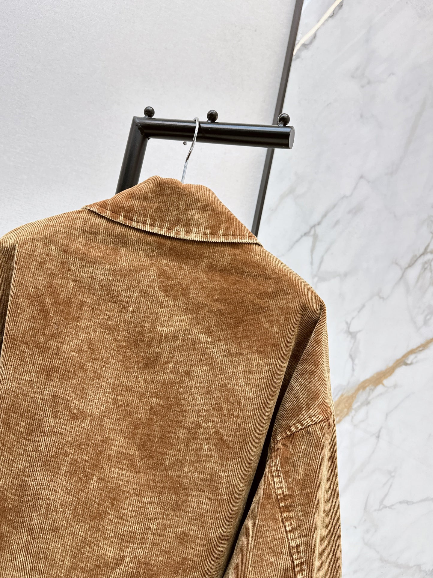 26SS NEUE Cordjacke