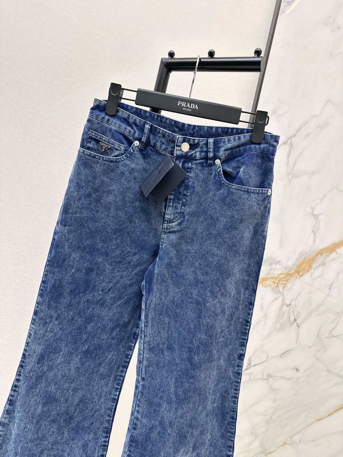 26SS NEUE Cord-Schlaghose
