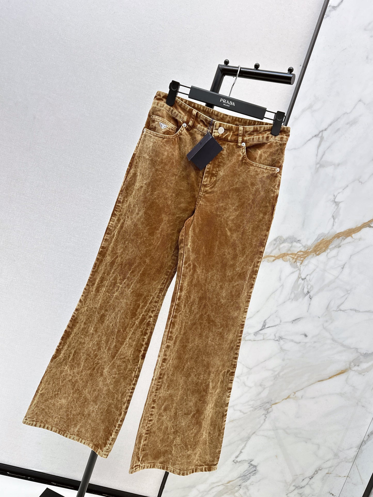 26SS NEUE Cord-Schlaghose