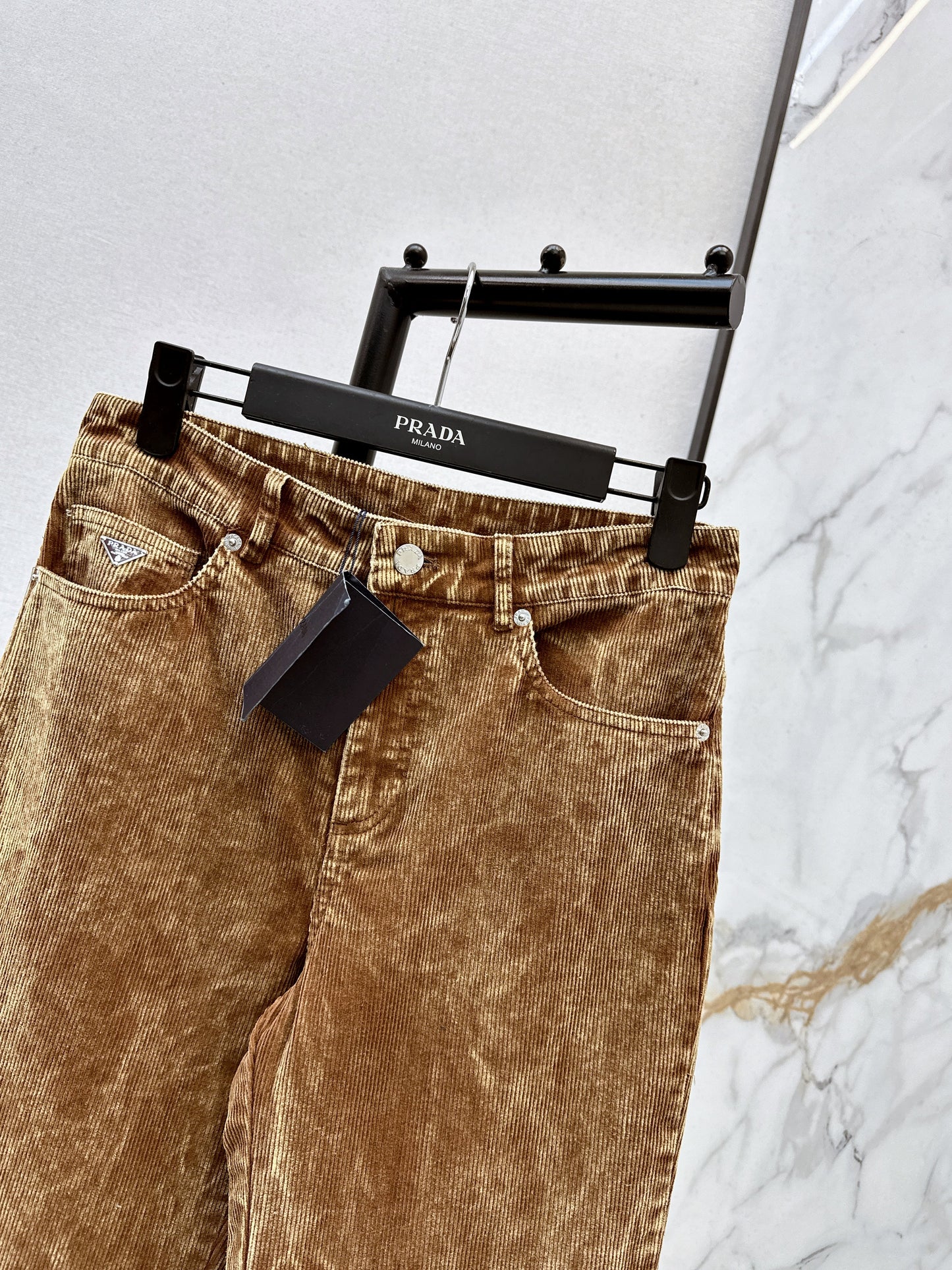 26SS NEUE Cord-Schlaghose