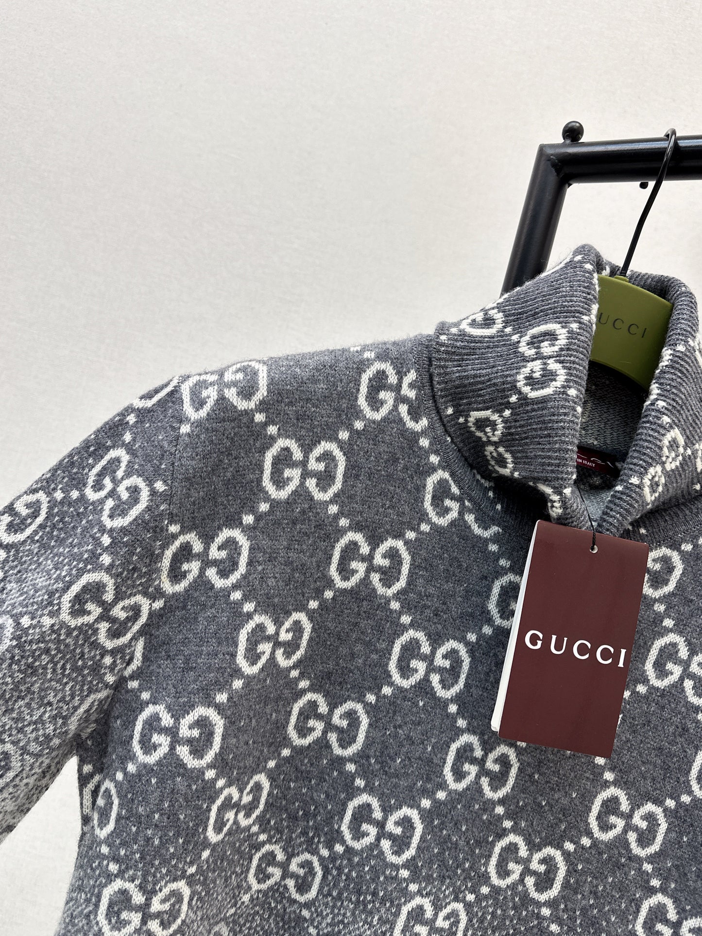 26SS NEW high neck gradient pullover sweater
