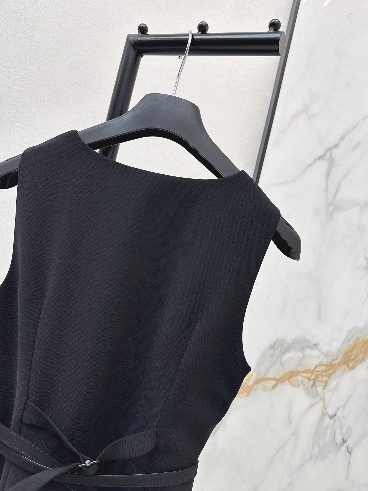 26SS NEW sleeveless back-bow cocktail dress