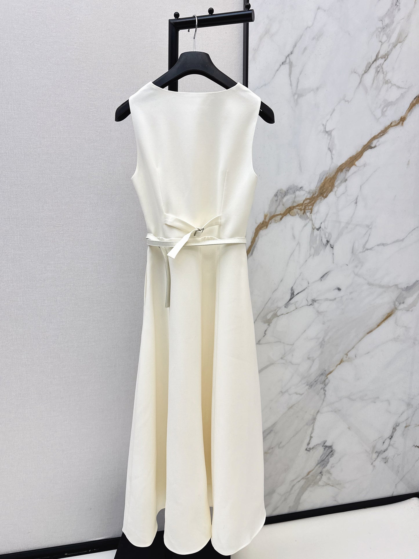26SS NEW sleeveless back-bow cocktail dress
