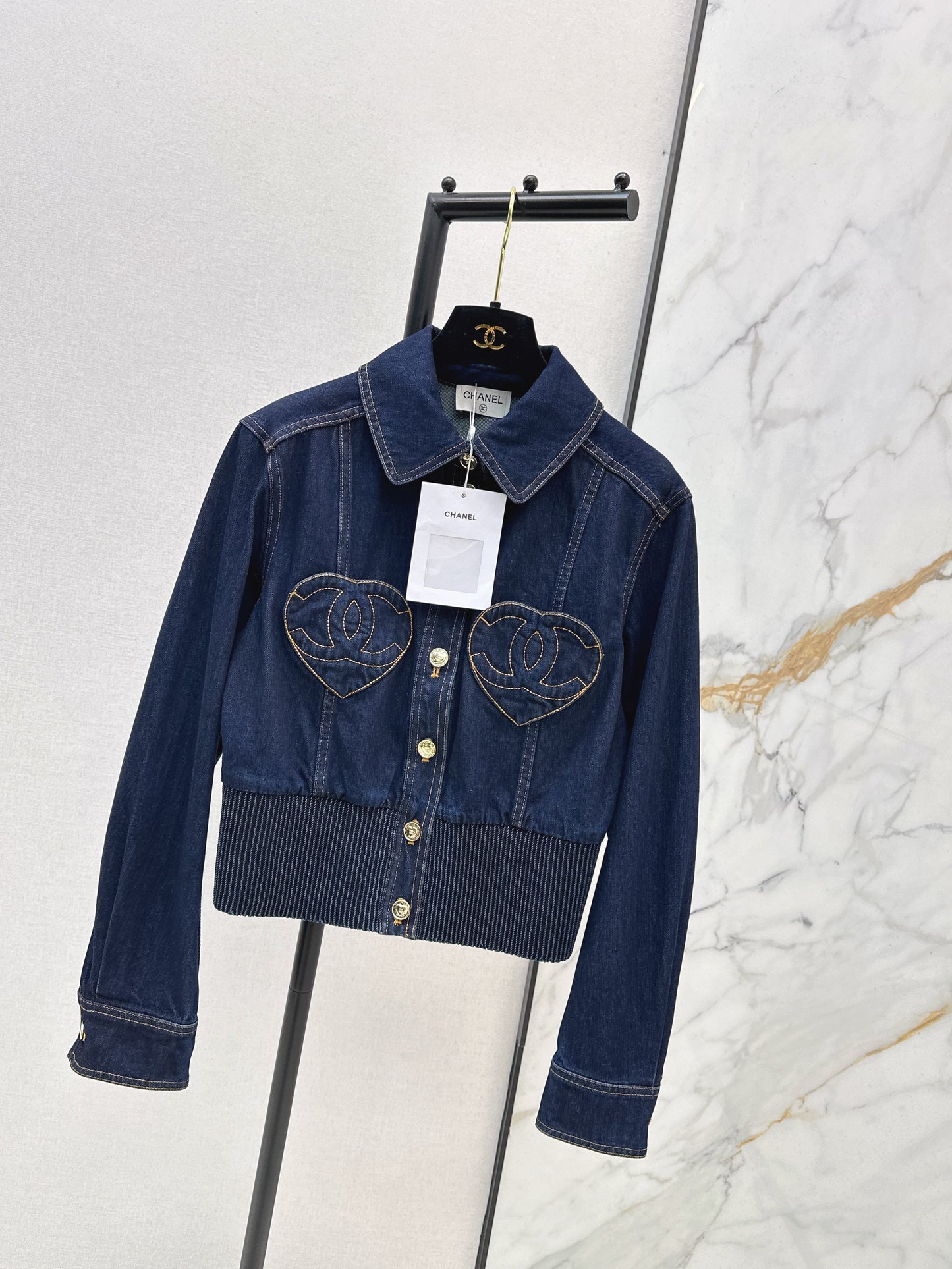 26SS NEUE Herz-Jeansjacke
