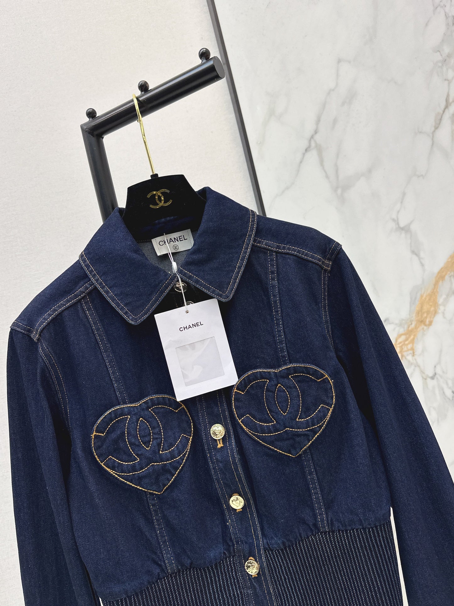 26SS NEUE Herz-Jeansjacke