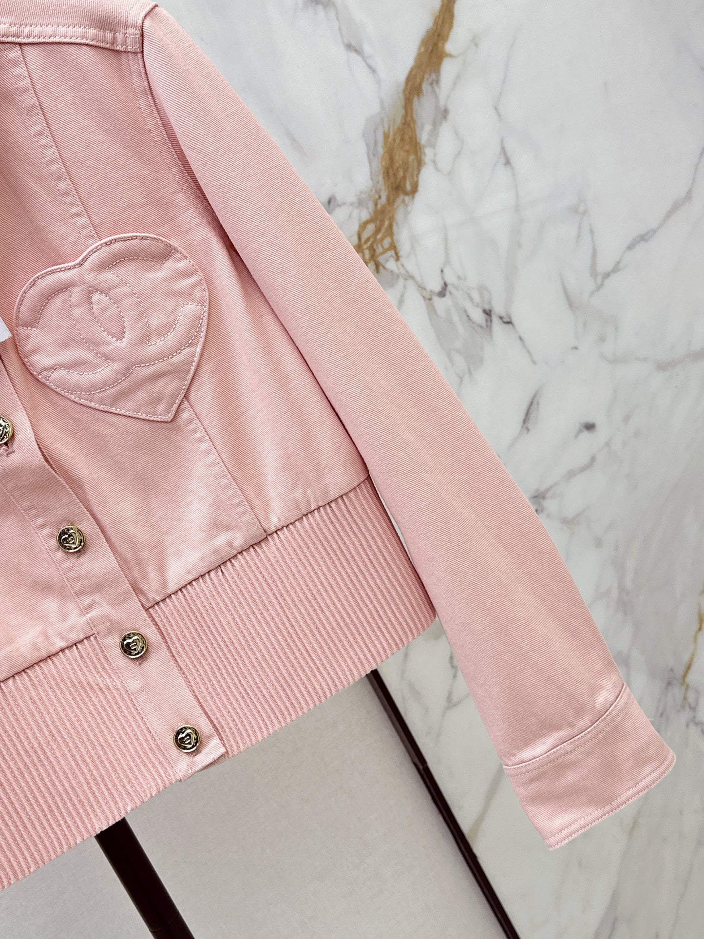 26SS NEUE Herz-Jeansjacke