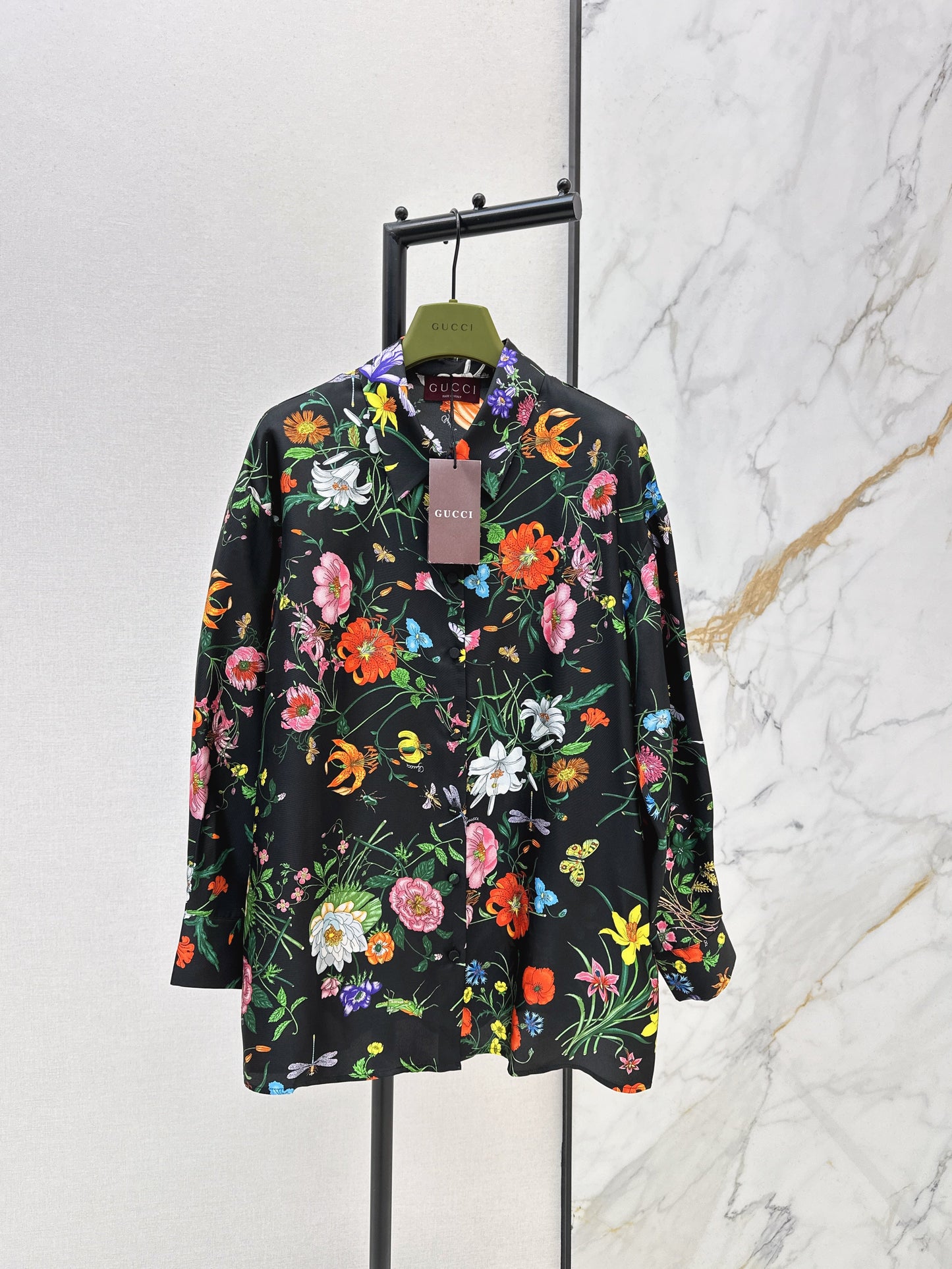 26SS NEUES bedrucktes florales Seidenhemd