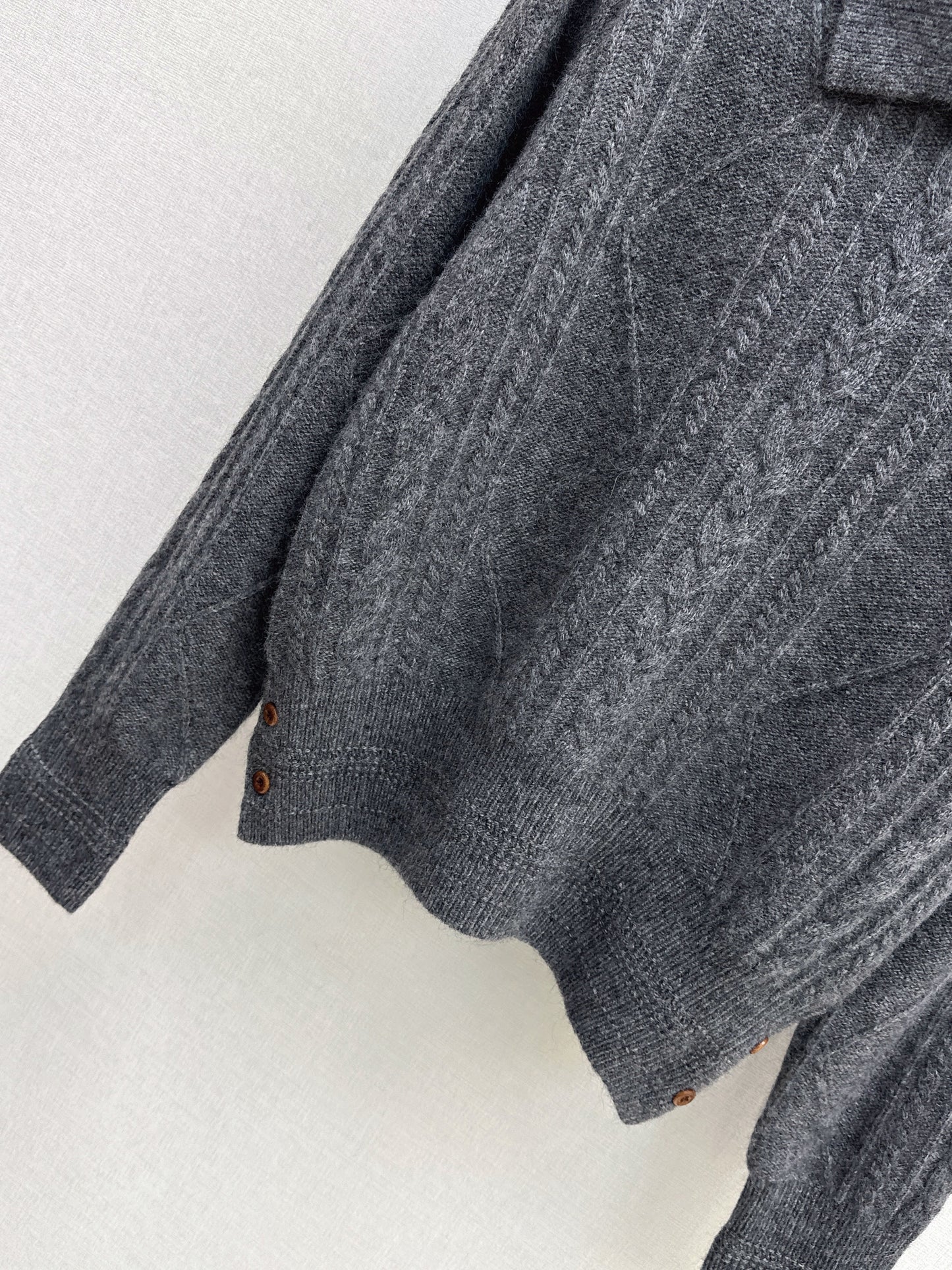 26SS NEW cable knit sweater