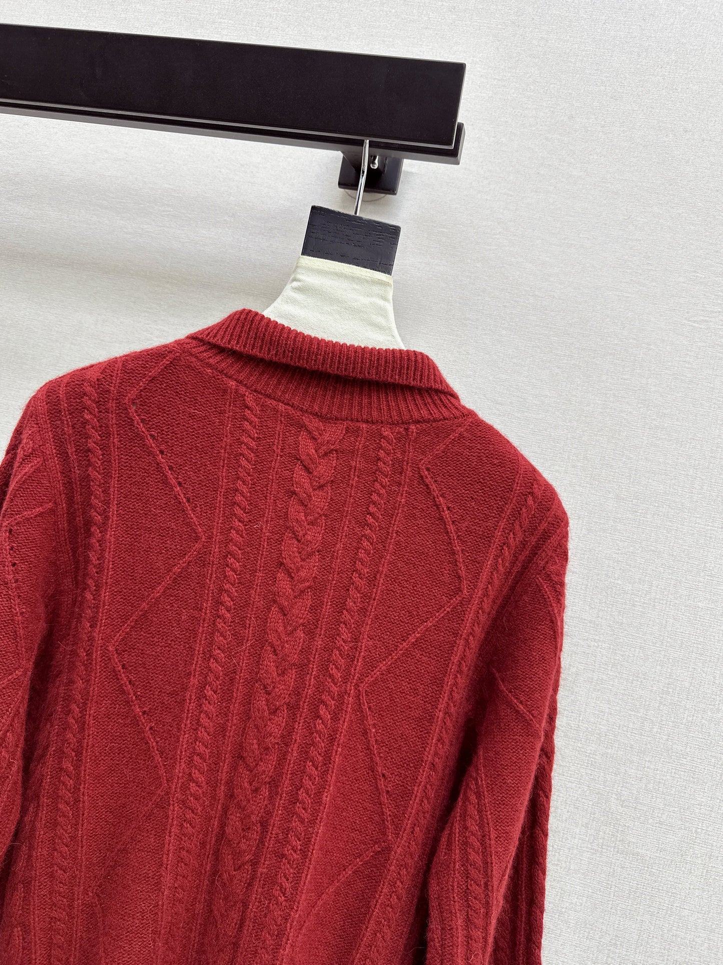 26SS NEW cable knit sweater