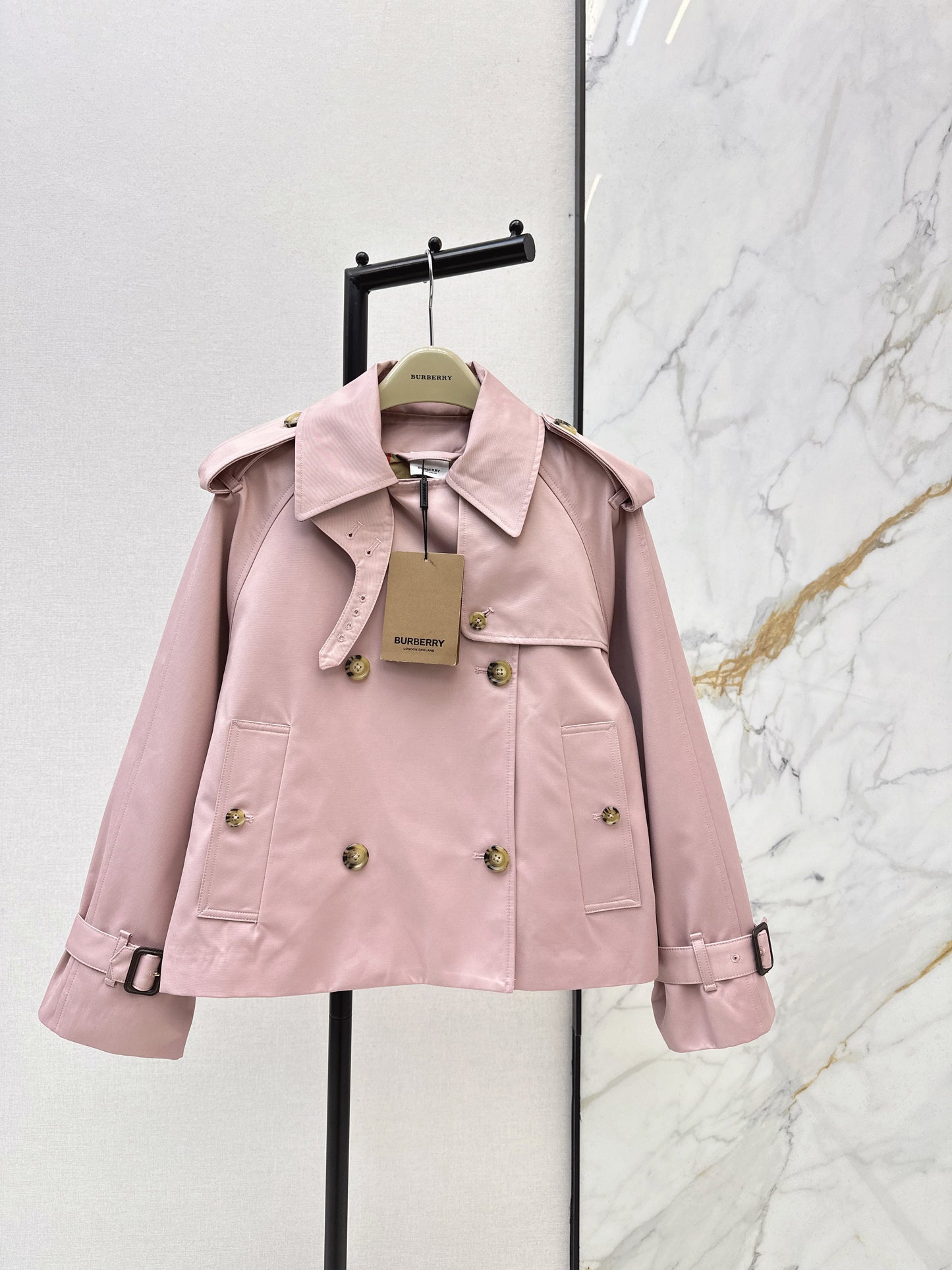 26SS NEUE Trenchcoats