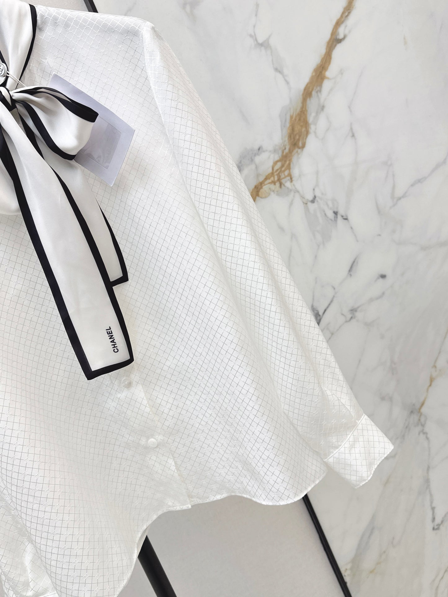 26SS NEW silk tie-neck shirts