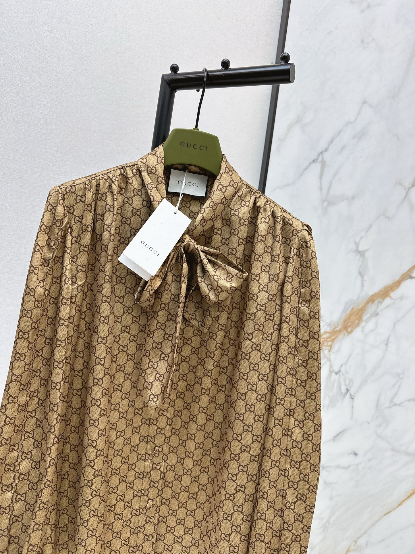 26SS NEUE bedruckte Hemden