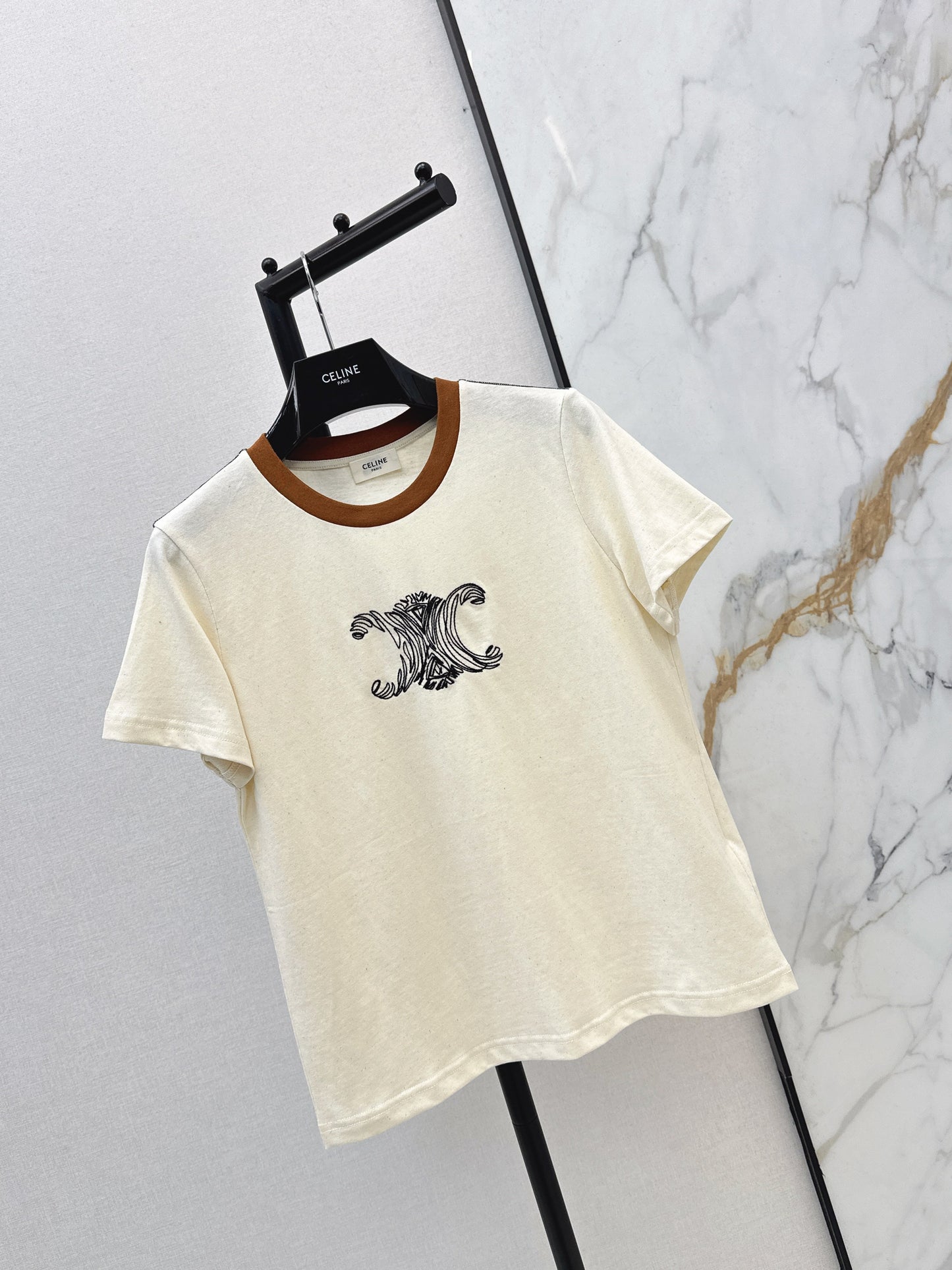 26SS NEUE bestickte T-Shirts