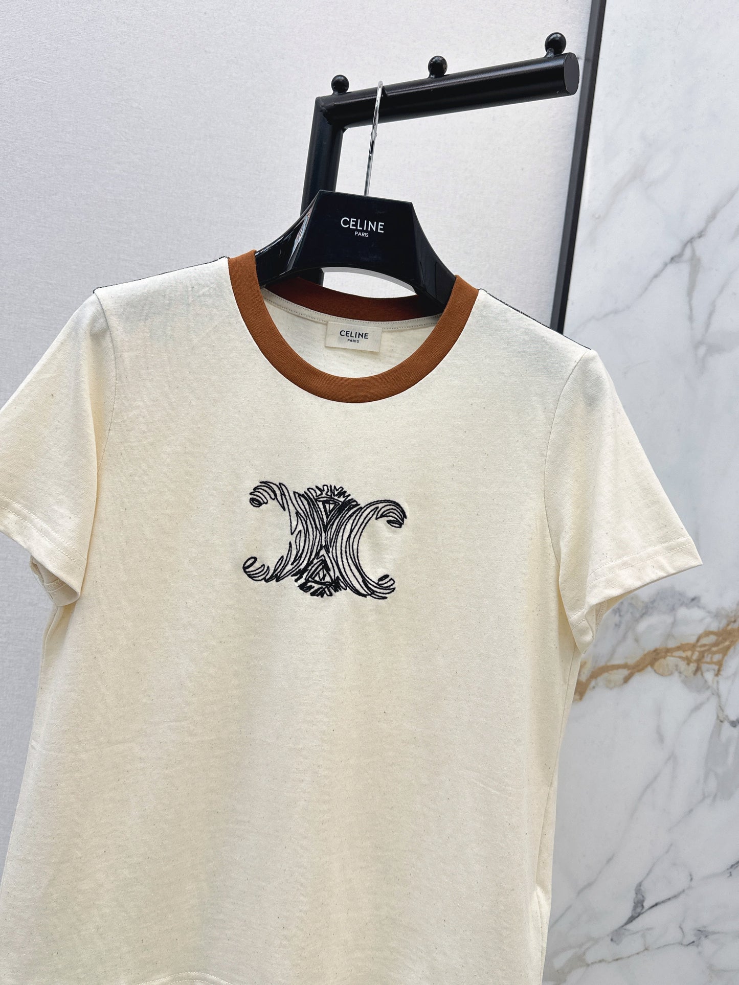 26SS NEUE bestickte T-Shirts