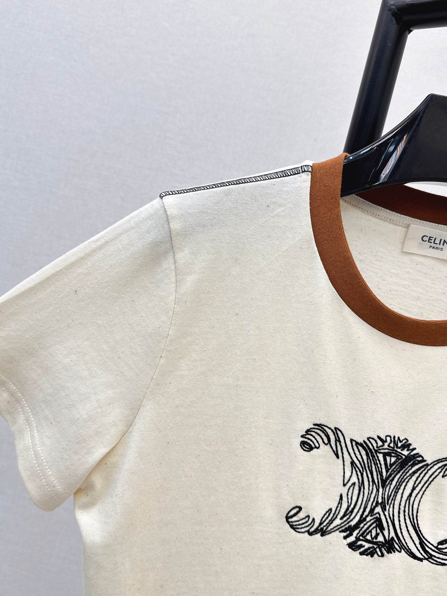 26SS NEUE bestickte T-Shirts